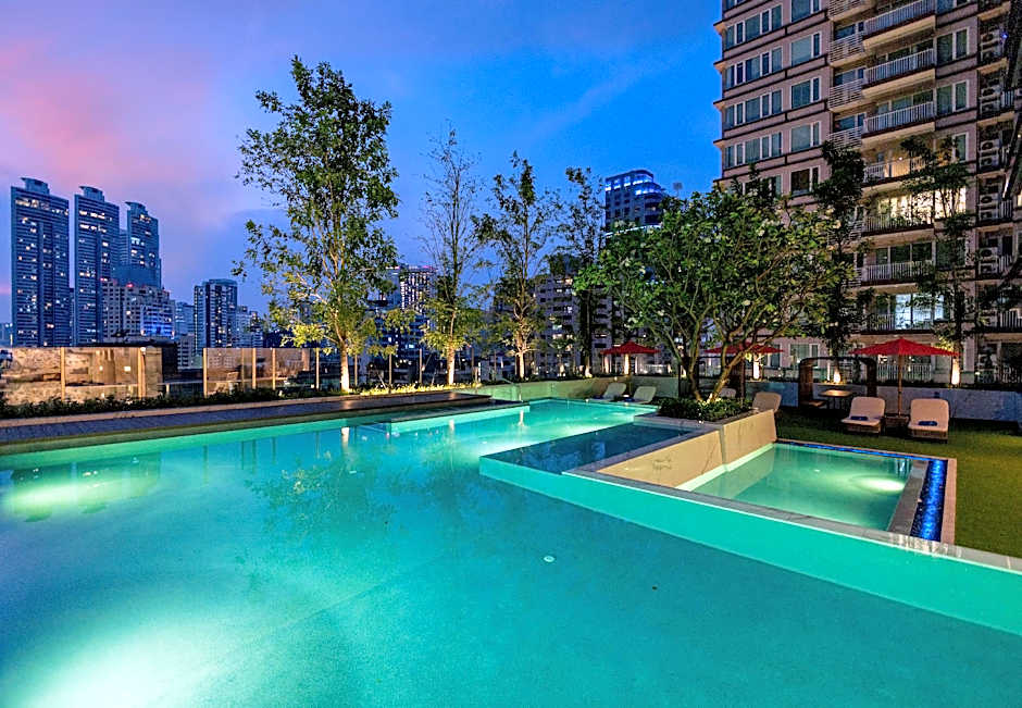 SILQ Hotel & Residence