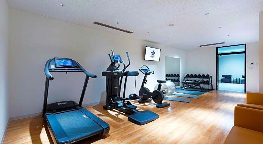 Kyukaruizawa Kikyo, Curio Collection by Hilton