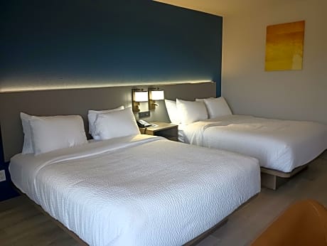 Queen Room with Two Queen Beds