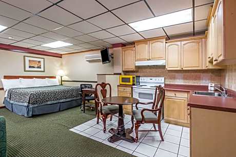 Efficiency King Room