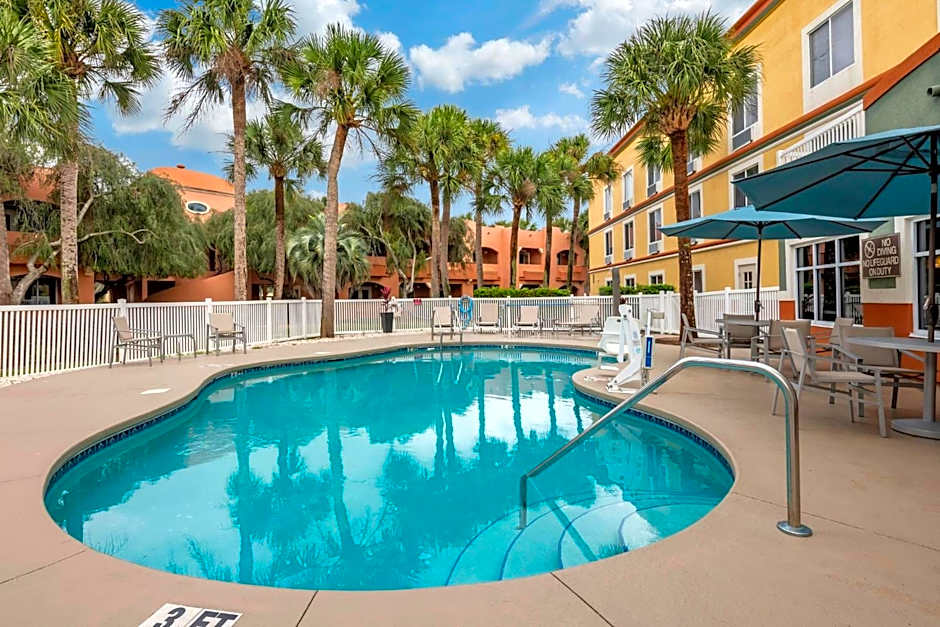 Holiday Inn Express Hotel & Suites - The Villages by IHG