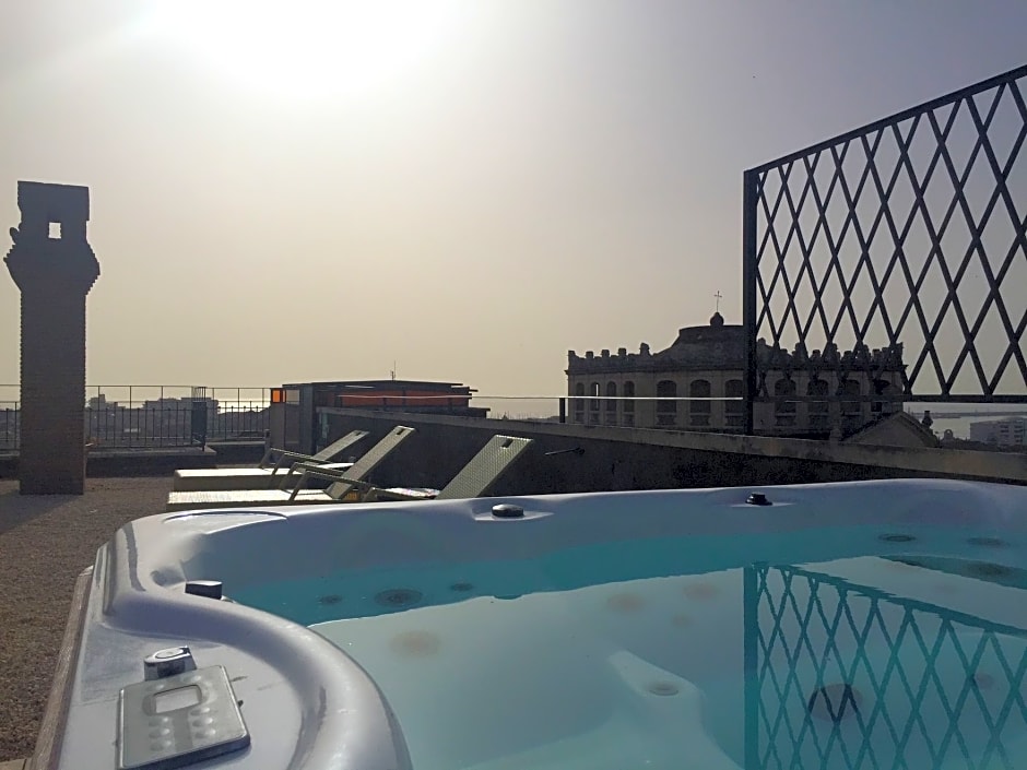 Hotel Royal