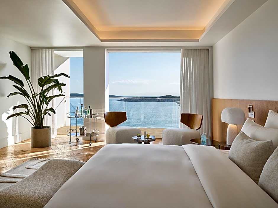 The Roc Club, A Grecotel Hotel to Live