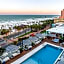 The Hiatus Clearwater Beach, Curio Collection by Hilton