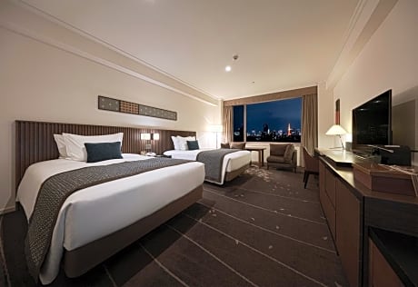 Tower Side Executive Twin (Non-Smoking) with Lounge Access and Lounge Breakfast Included + Sauna Access