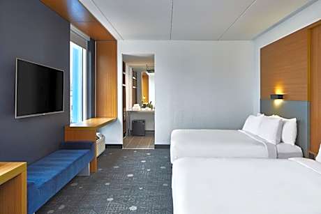 Aloft Room, Guest room, 2 Queen