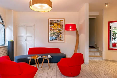 Hotel de Perros, The Originals Boutique (Inter-Hotel)