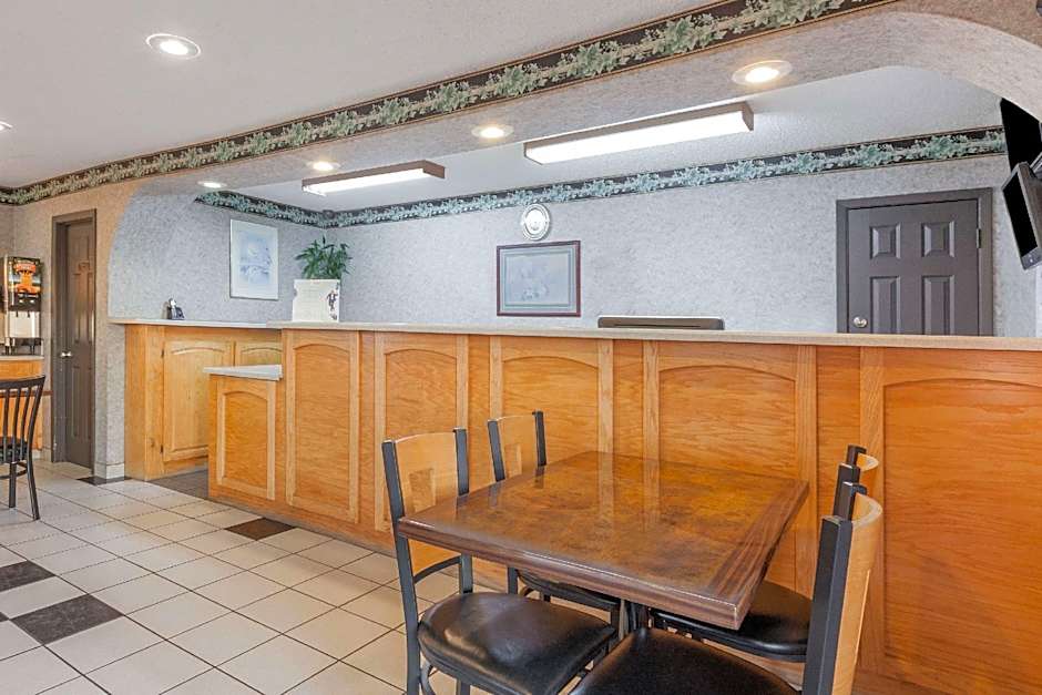 Super 8 by Wyndham Mt. Pleasant TX
