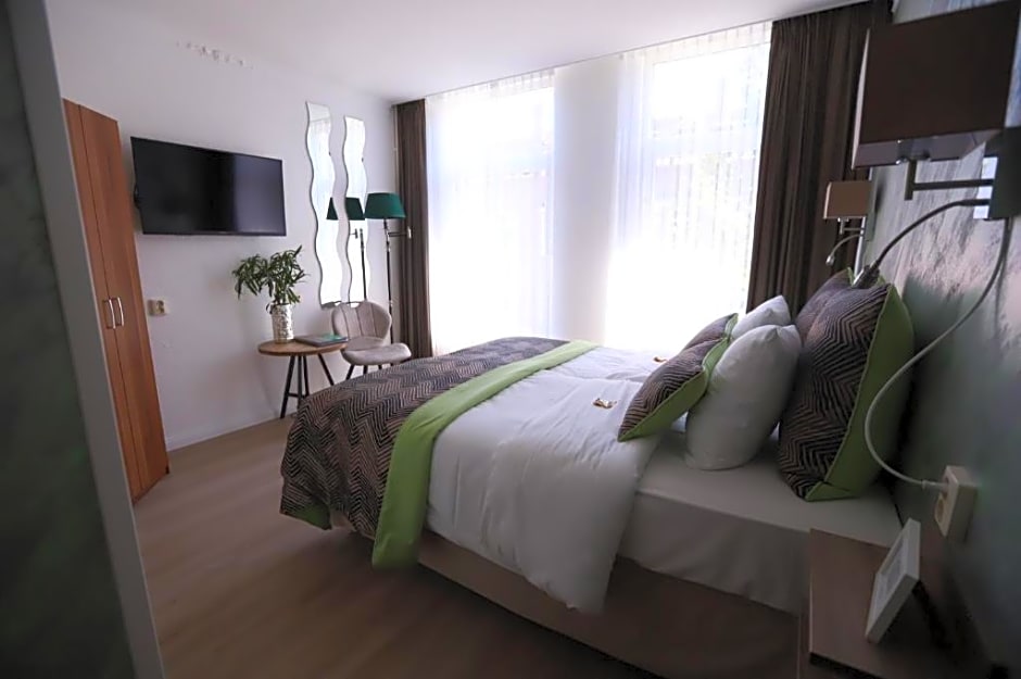Jupiter Hotel