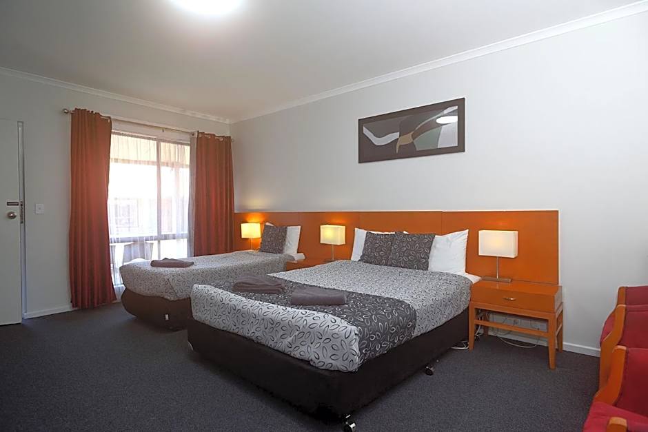 Horsham Mid City Court Motel