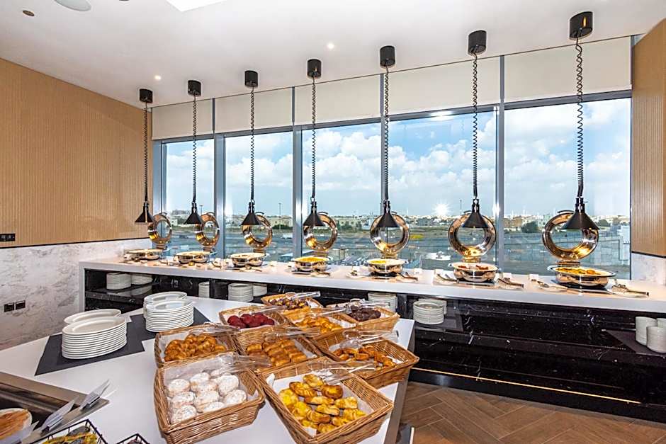 Premier Inn Dubai Dragon Mart