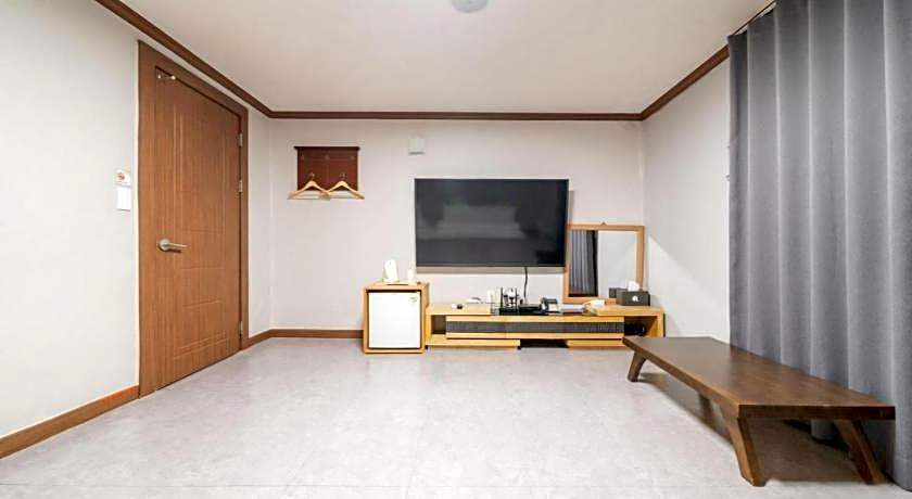 Donghae Gloria Hotel