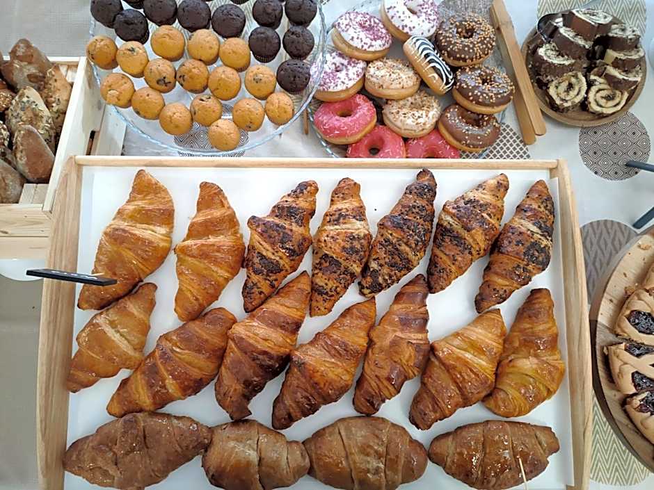 Hotel Elefantino Grey - Free Brunch & Breakfast Until 13-00 - Vicinissimi a Mirabilandia