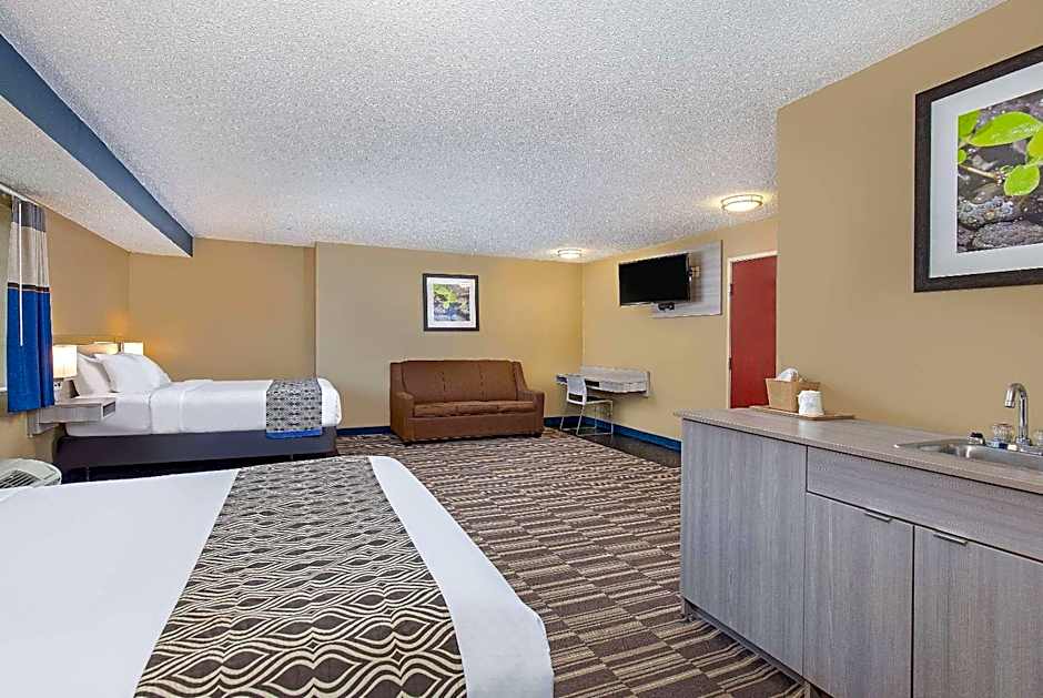 Microtel Inn & Suites by Wyndham Dry Ridge