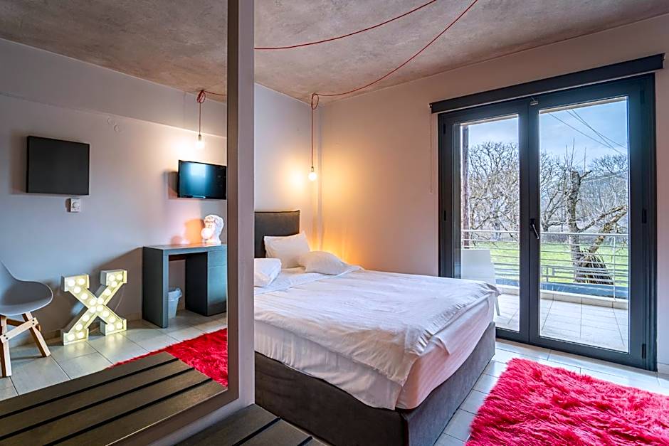 Oniropetra Boutique Hotel