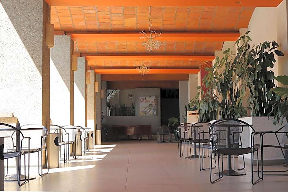 Hotel Fortin Plaza