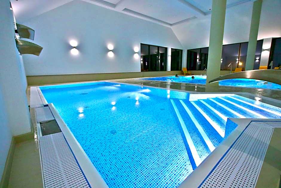Hotel Nowy Zdrój - Centrum Zdrowia i Wypoczynku