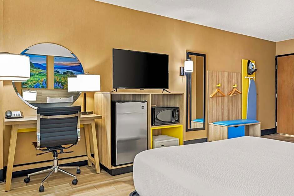 Days Inn by Wyndham Helena