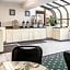 Quality Inn Airport-Near Uptown