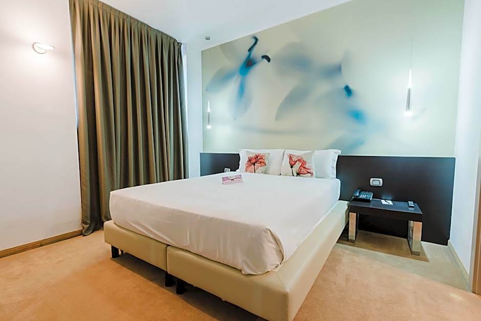 For You Hotel