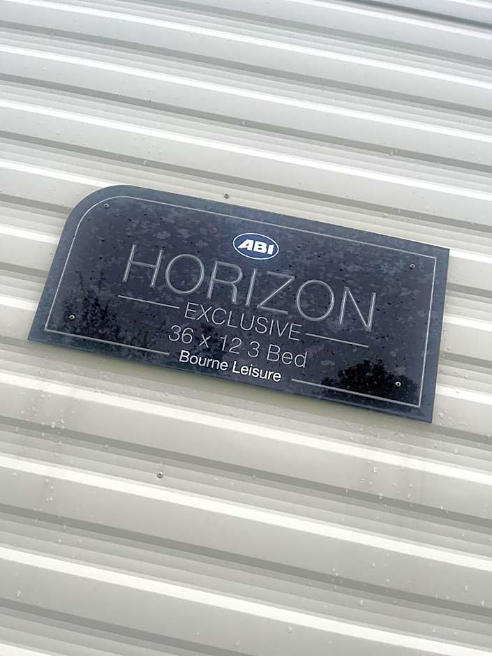 Golden Sands Mablethorpe 8 Birth Caravan