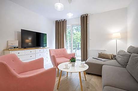 Osiedle Cesarskie Apartamenty - Parking - Apartamenty Bryza