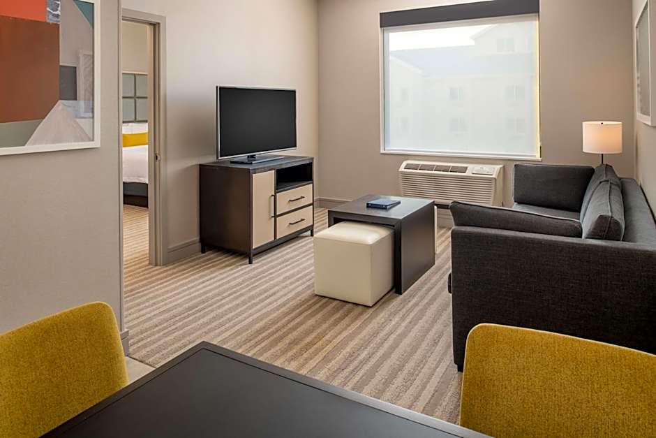 Homewood Suites By Hilton Belmont