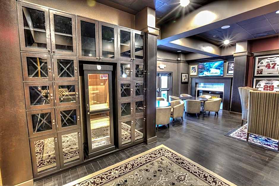 DoubleTree Suites by Hilton at The Battery Atlanta