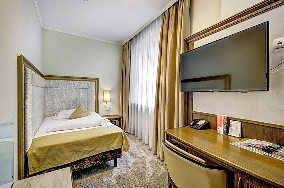 Hotel Goldener Adler, BW Signature Collection