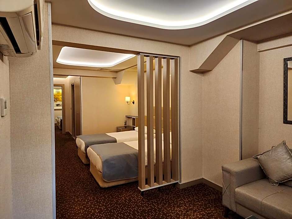 Nanda Hotel