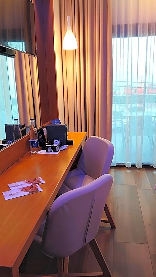 Porto Marine Hotel