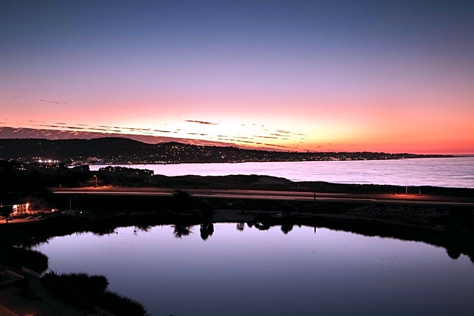 Embassy Suites by Hilton Monterey Bay-Seaside