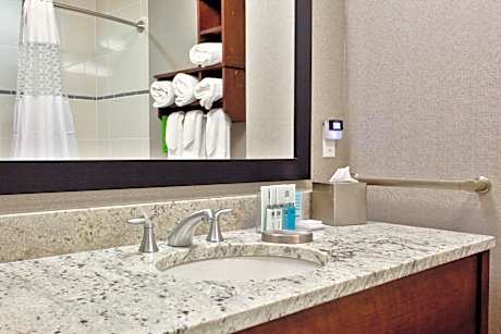 Room with Two Queen Beds - Non-Smoking