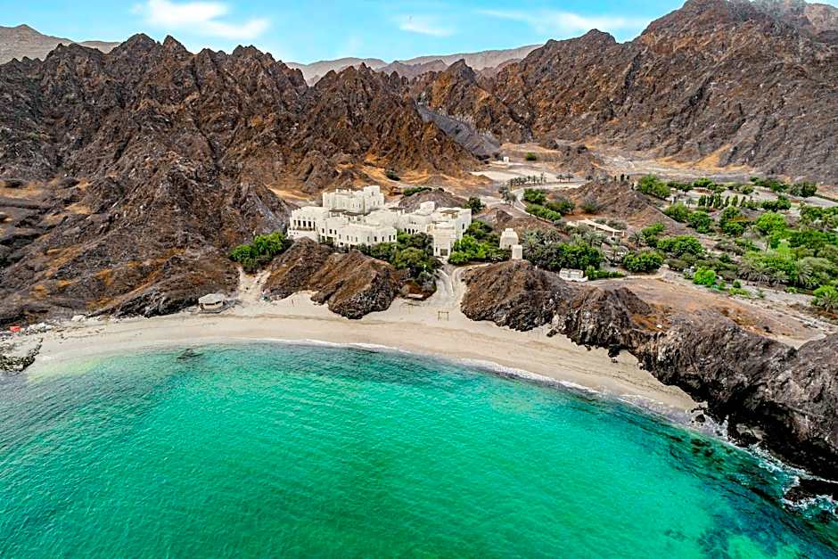 Al Bustan Palace, a Ritz-Carlton Hotel