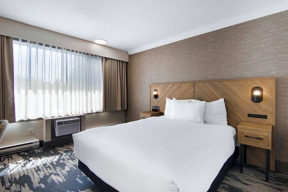 Sandman Hotel & Suites Kelowna