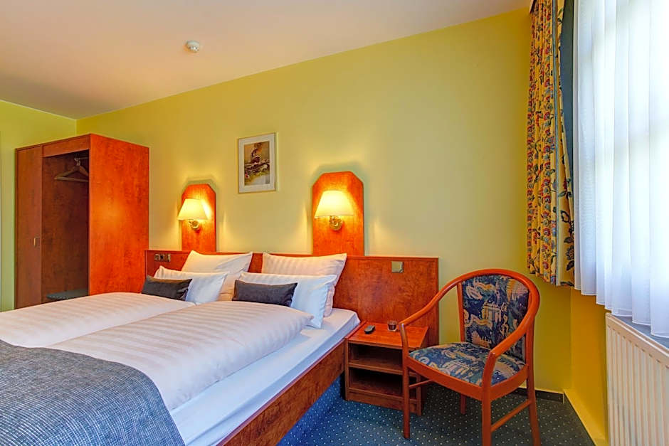 Hotel Elbinsel free parking