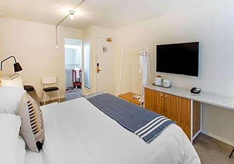 King Room with Balcony