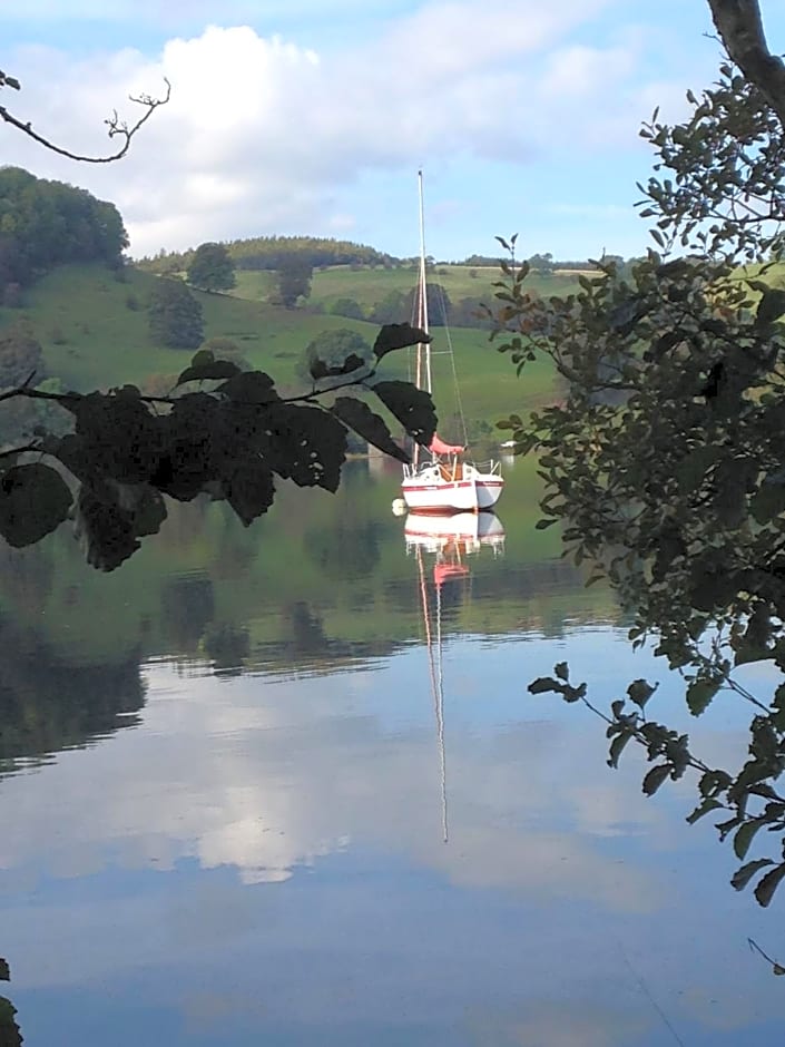 Rebels Hide -Self check in rooms