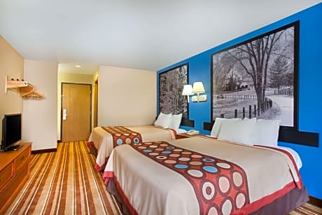 Deluxe Queen Room with Two Queen Beds - Non-Smoking