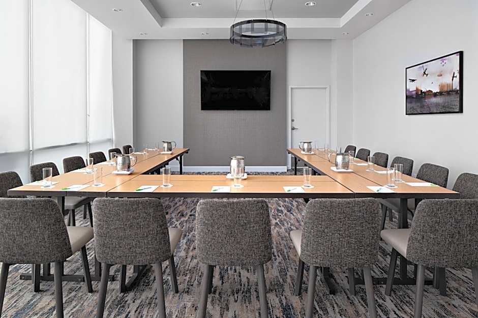 Courtyard by Marriott Edmonton Downtown