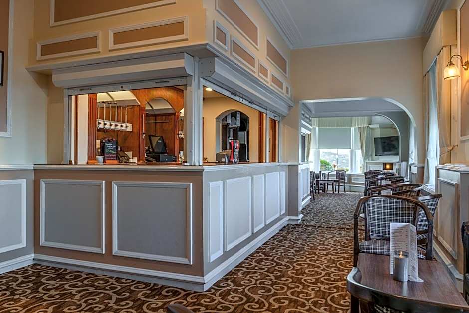 Clifton Hotel