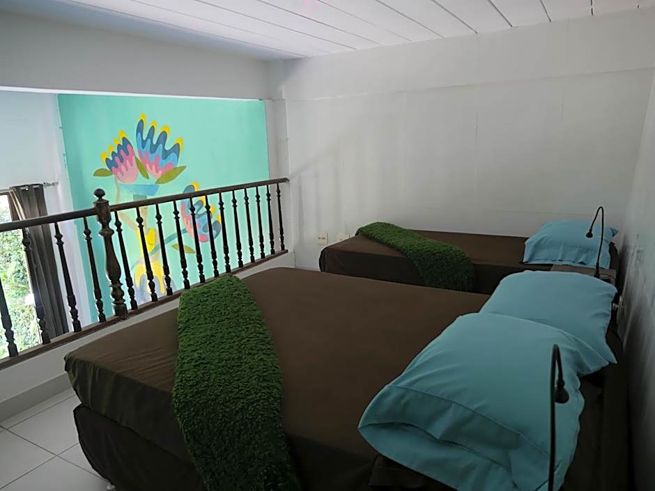 casaJOMO Art, Food & Music B&B