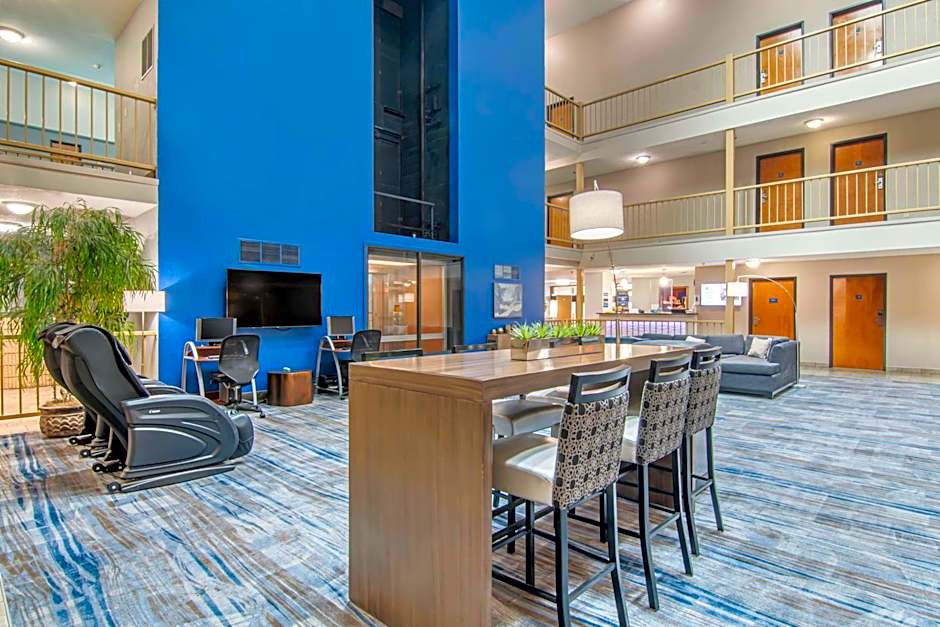 Best Western On The River