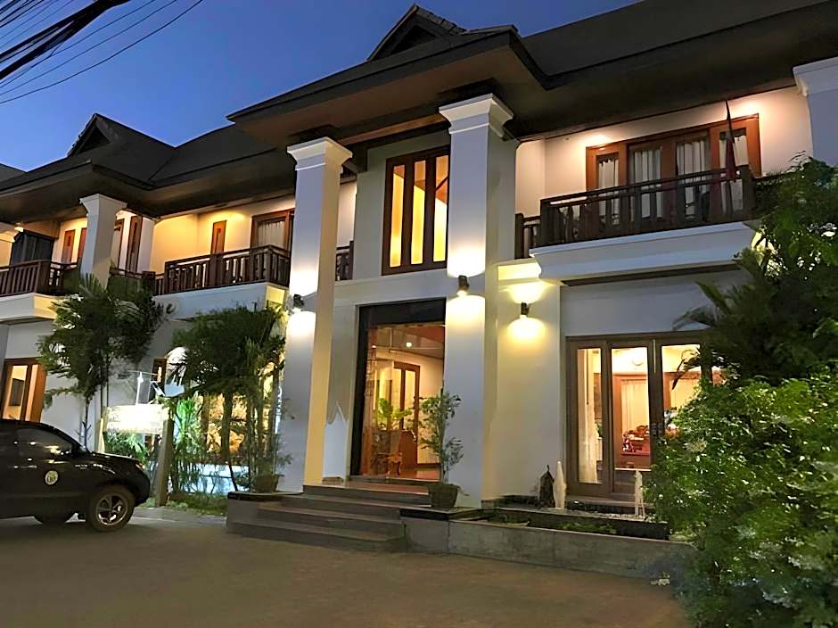 Athena Hotel