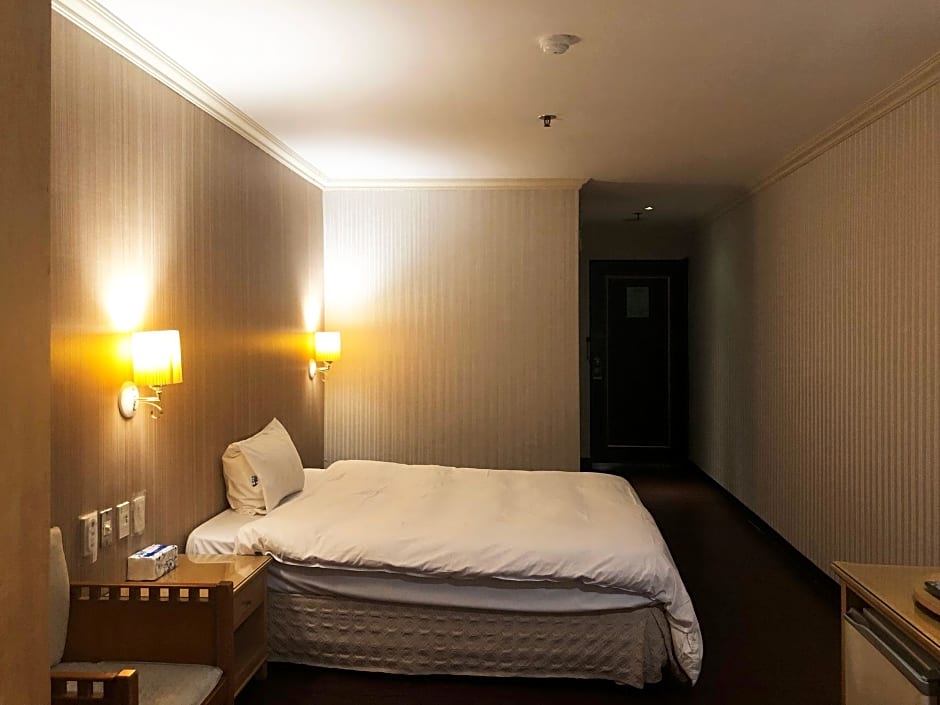 Hermes Hotel