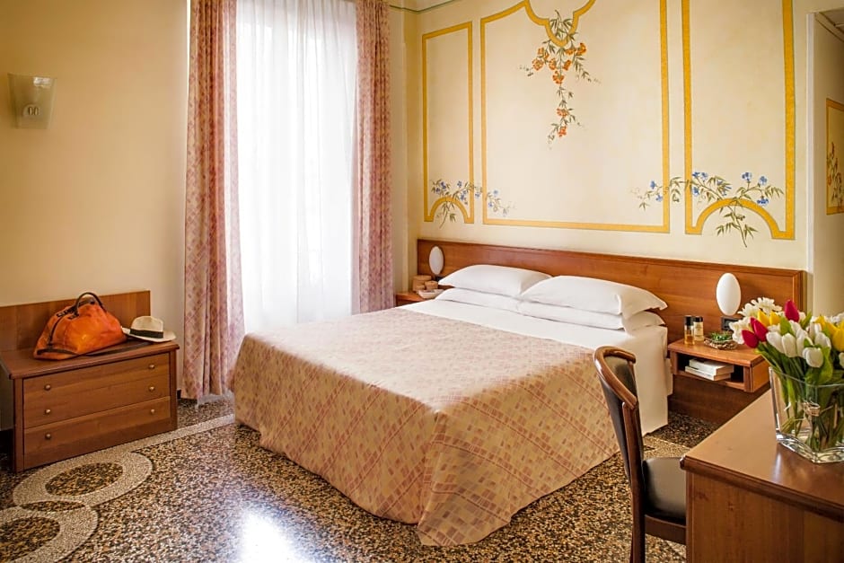 Hotel Riviera