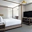 Hotel Phillips Kansas City Curio Collection by Hilton