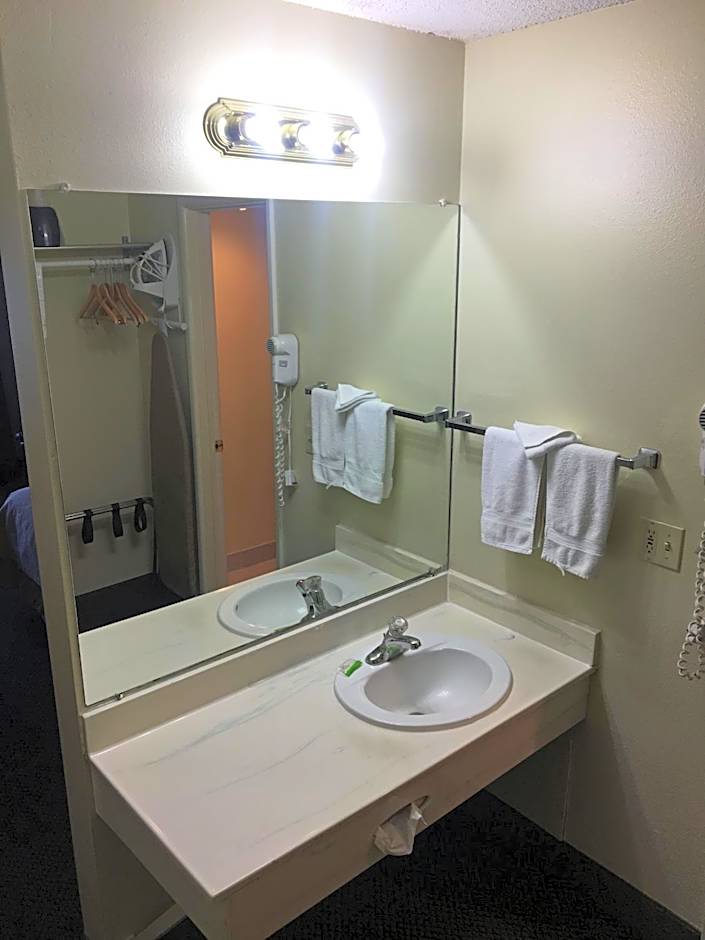 FairBridge Inn & Suites - Idaho Falls