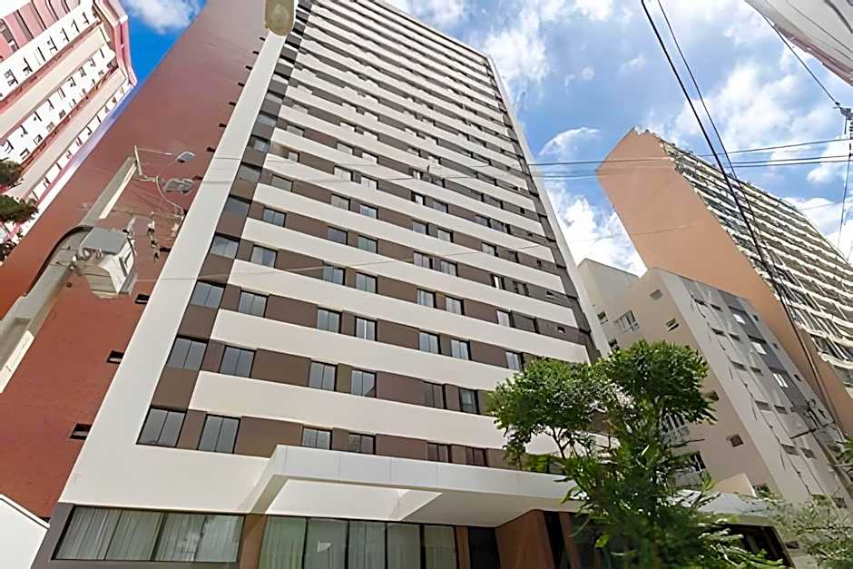 Apto confortável Centro/Batel