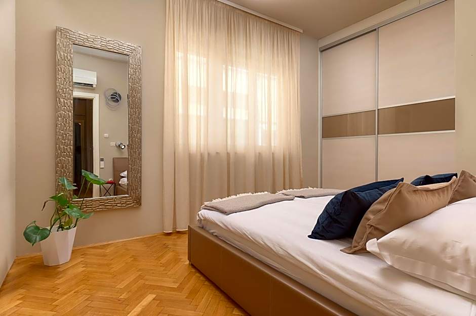 Royal Suites